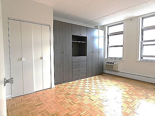 4th image of 102 Bradhurst Ave APT 510