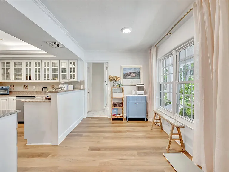 3173 Espanola Dr — Photo 15