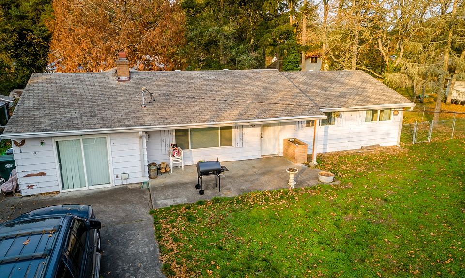 1st image of 8821 Forest Ave SW