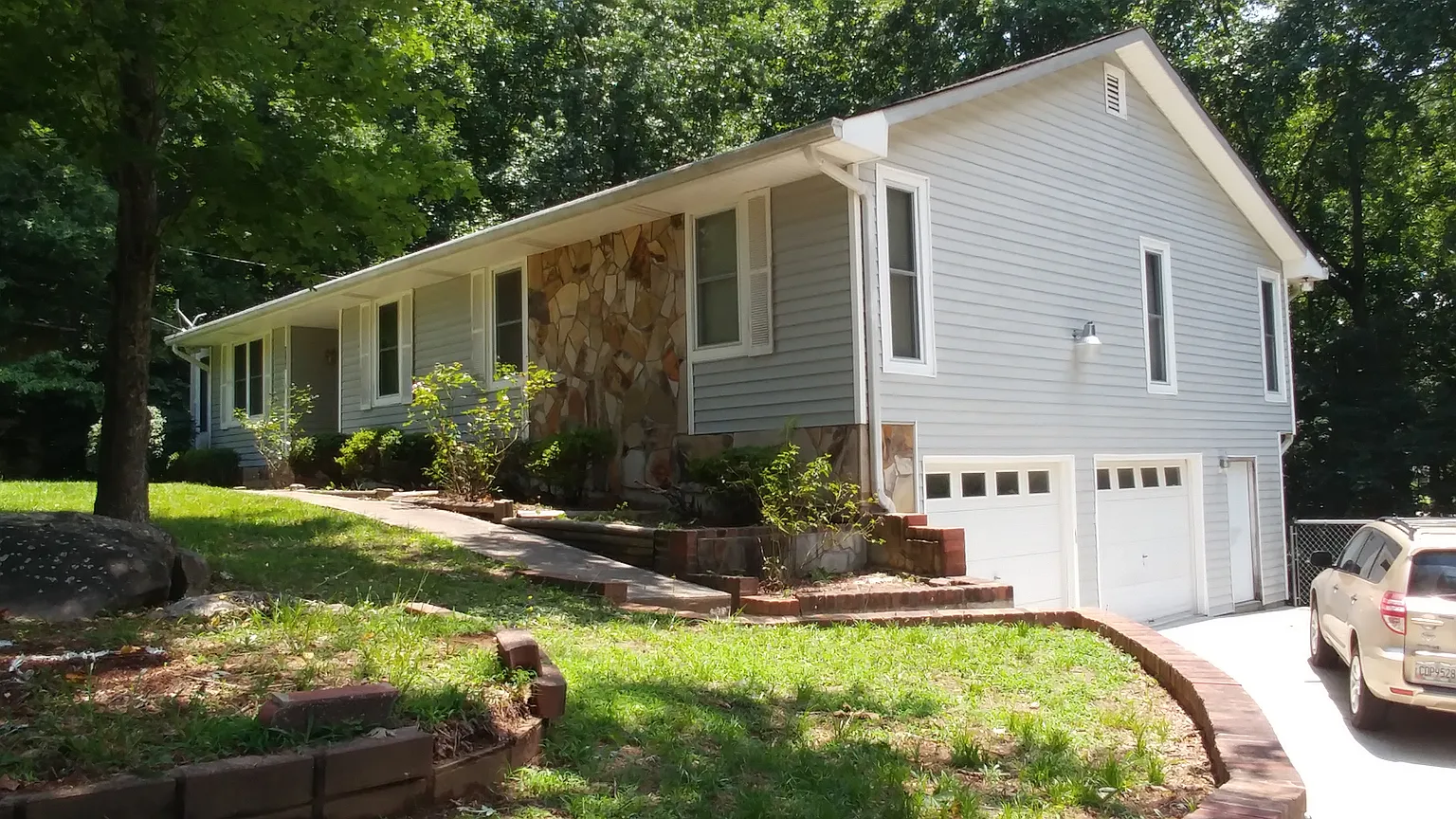 4126 Jami Ln photo 1
