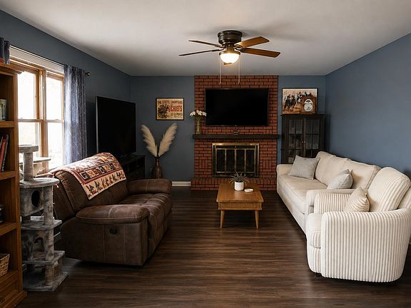 5th image of 514 N Young St