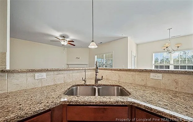 1012 Ronald Reagan Dr — Photo 9