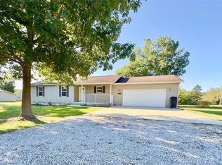 609 Cedar St, Richland, MO 65556