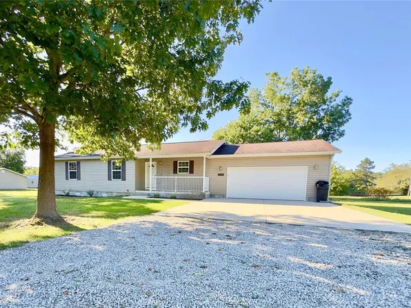 609 Cedar St, Richland, MO 65556