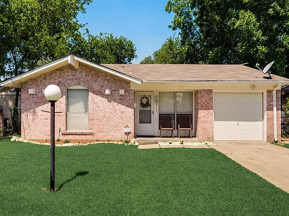 2nd image of 4115 Babcock Dr