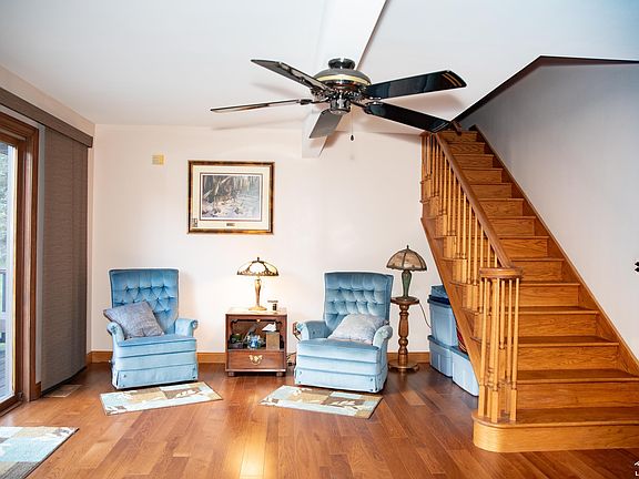 5th image of 24576 Arsenal Rd