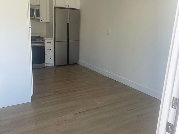 3rd image of 2911 Jody Ln #B