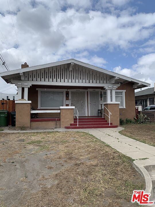 1st image of 1416 W 46th St