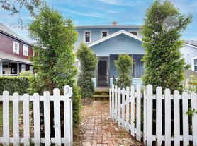 35 Hill Ave, Orlando, FL