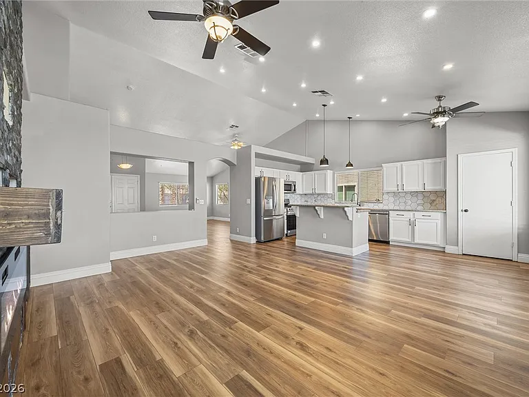 328 Waterwheel Falls Dr — Photo 15