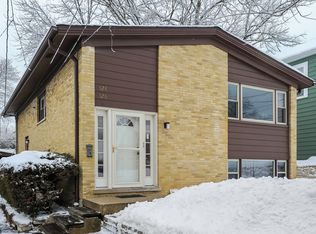 326 Washington Ave, Highwood, IL 60040