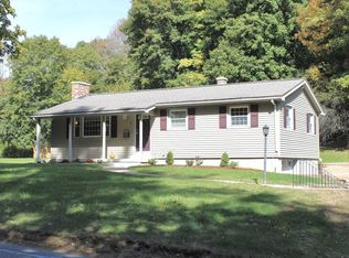 39 Greenville St, Spencer, MA 01562
