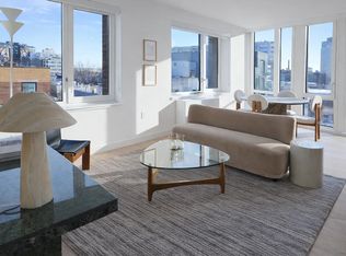 233 50th Ave #W402, Long Island City, NY 11101