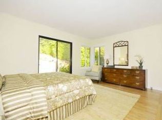 25 La Cuesta Dr, Greenbrae, CA 94904