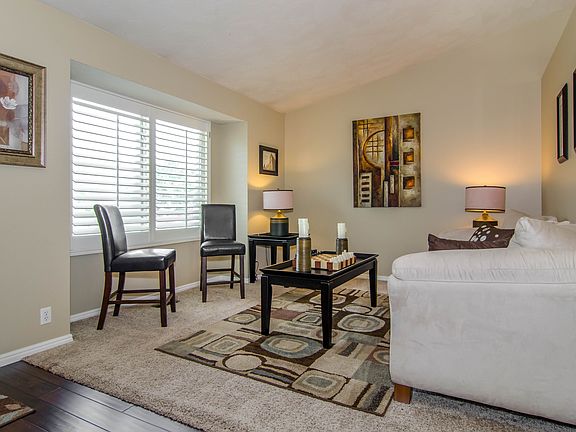 4th image of 10863 S Berrywood Ct