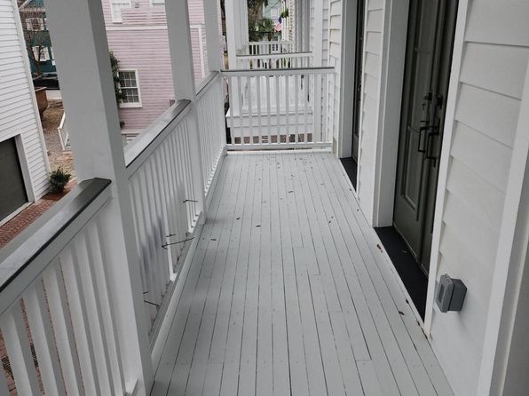 charleston-south-carolina-441874038 picture