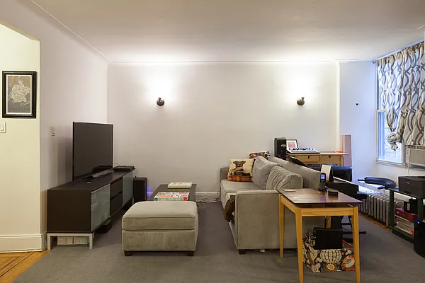 Rented by Berman Realty | media 7