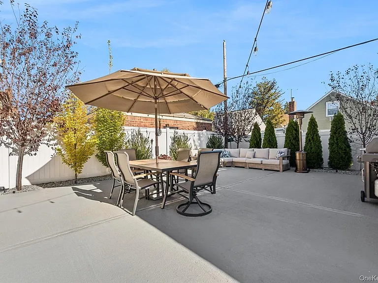 139 Gibson Blvd — Photo 25