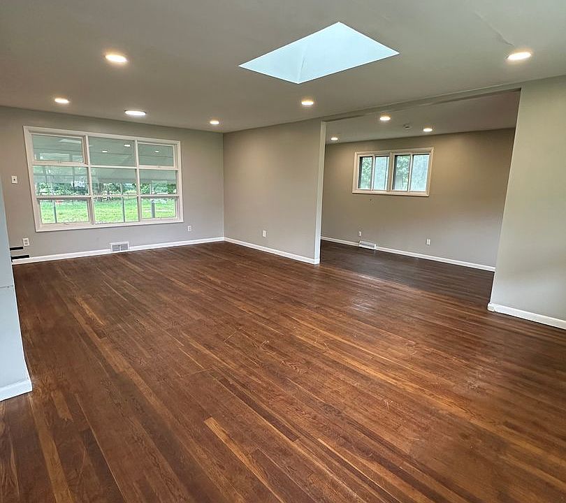 1st image of 683 Walton Ave