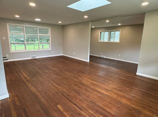 683 Walton Ave, Mount Laurel, NJ 08054