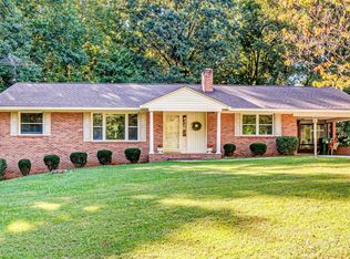 363 Wildwood Ln, Winston Salem, NC 27107