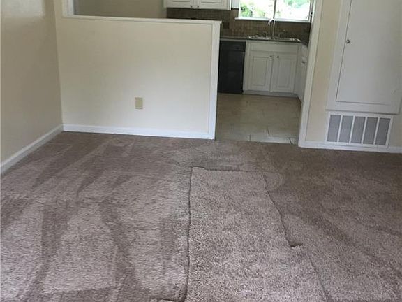 5th image of 9091 Avalon Dr