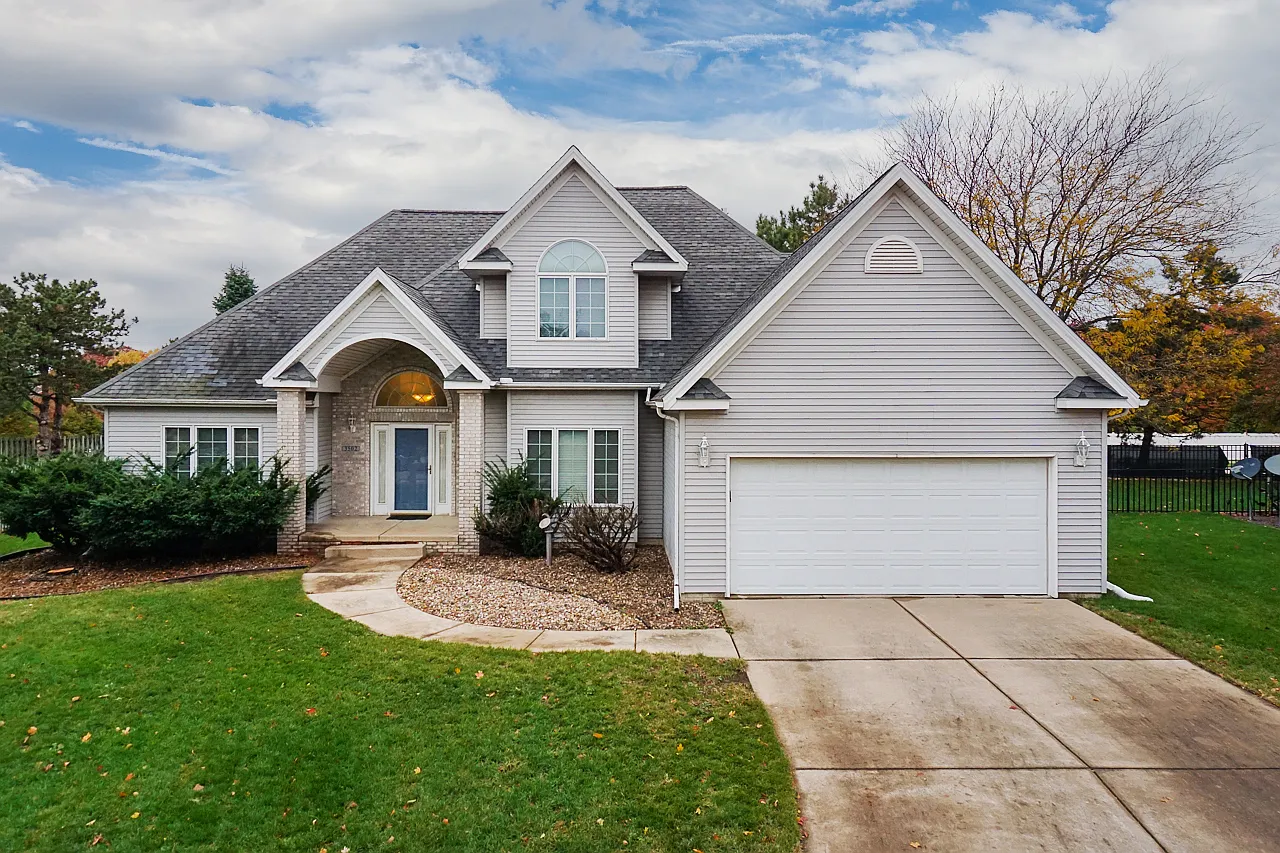3502 Whisper Way photo 1