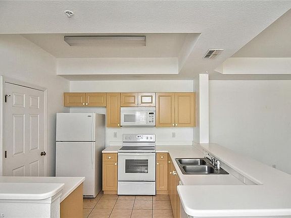 5th image of 9065 Colby Dr APT 2514