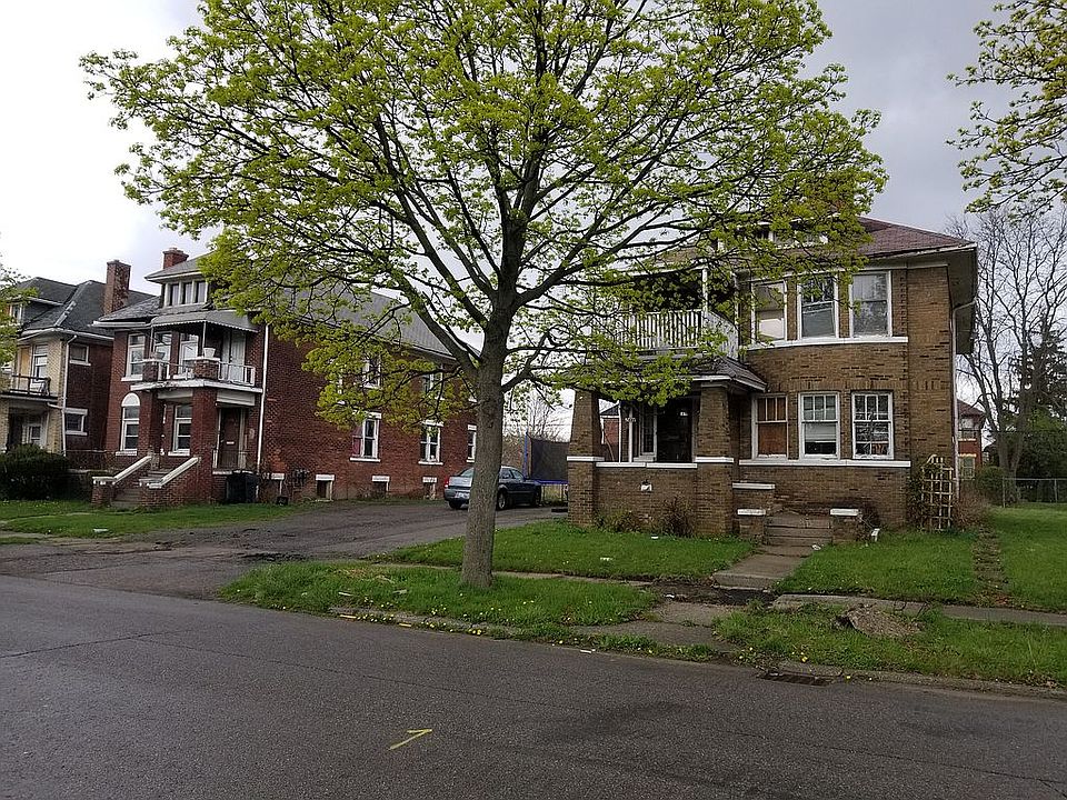 2nd image of 2454 Taylor St