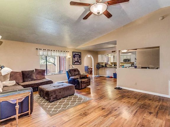 3rd image of 15628 N 38th Dr
