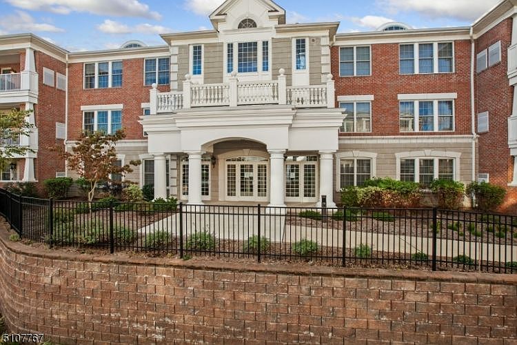 1st image of 141 Four Seasons Dr #141