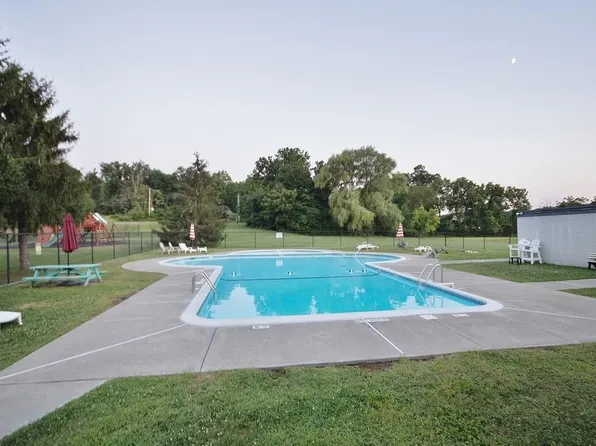 15 White Gate Road #H, Wappingers Falls, NY 12590