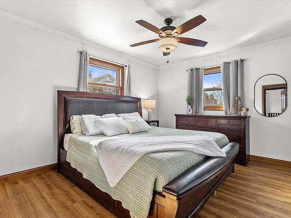 4th image of 1130 South 101st STREET