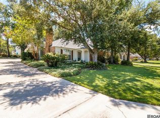 11918 Spring Meadow Dr, Baton Rouge, LA 70818