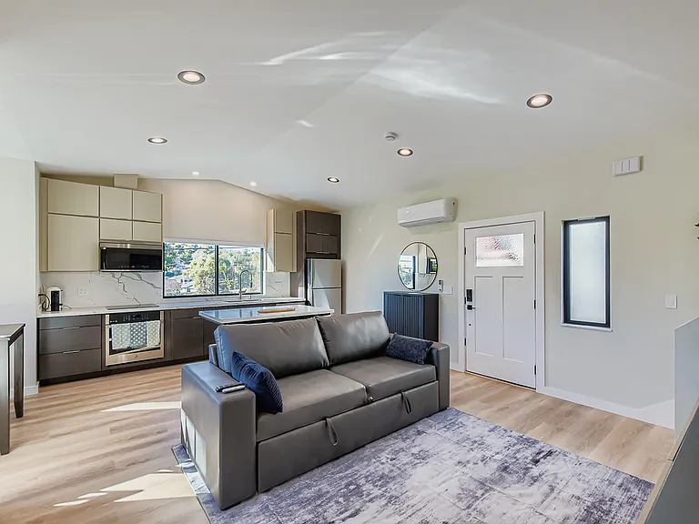 1656 York Dr — Photo 18