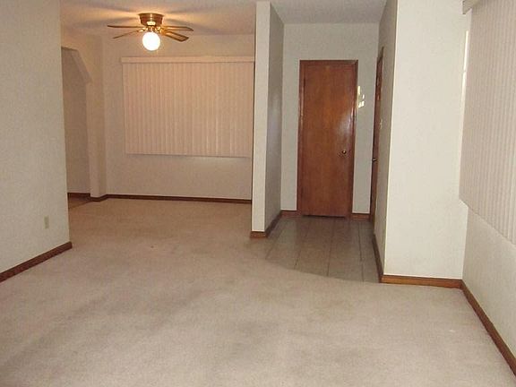 5th image of 240 W Mallory St
