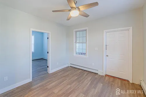 382 Summit Ave #2B Photo 1