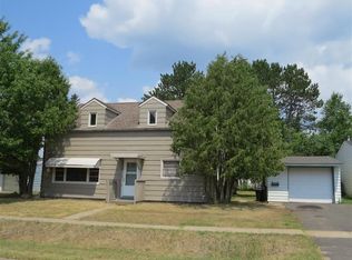 21 Astor Rd, Babbitt, MN 55706