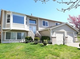 2945 Lowren Loop, Pt Orchard, WA 98366