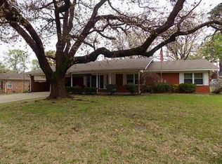 2904 Ladd Ln, Longview, TX 75604