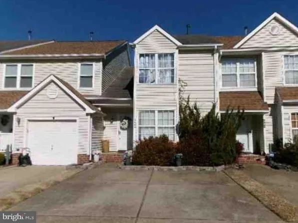 124 River Walk Ct, Hampton, VA 23669