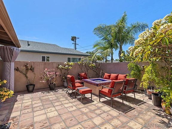 4th image of 4714 Mount Harris Dr