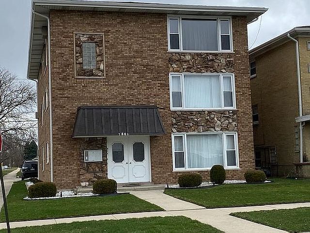 1st image of 1801 Memorial Dr