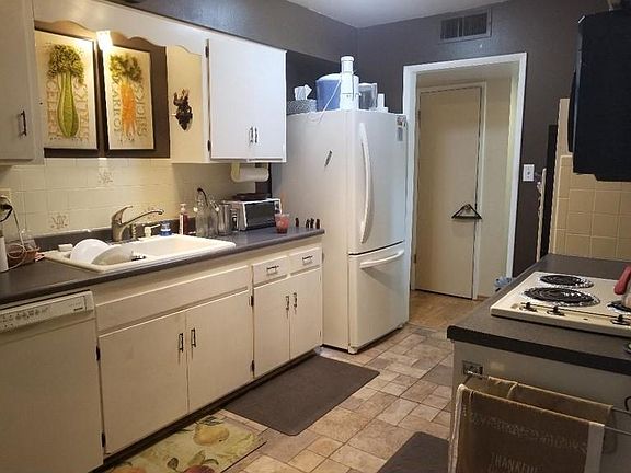 2nd image of 12238 N Saint Andrew Dr E