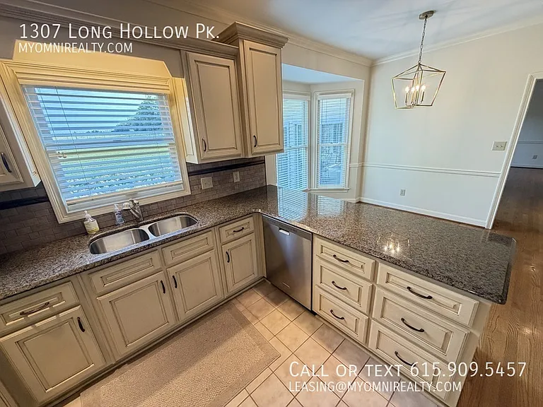 1307 Long Hollow Pike — Photo 28