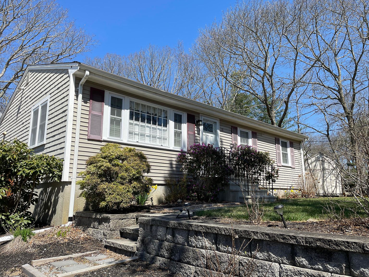13 Holly Lane, East Falmouth, MA 02536 Zillow