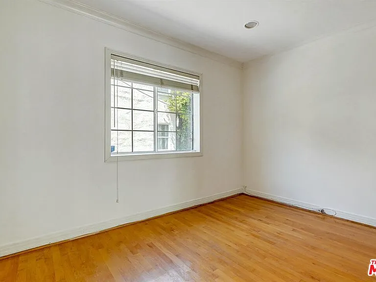 456 1/2 Smithwood Dr — Photo 21