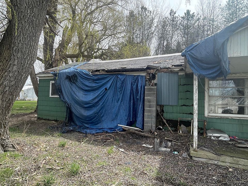 2nd image of 4704 Riverside Dr