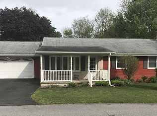 953 Hampden Rd, Elizabethtown, PA 17022