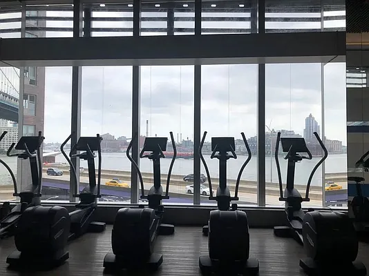 Rented by Gulia Wang, LREB | media 58